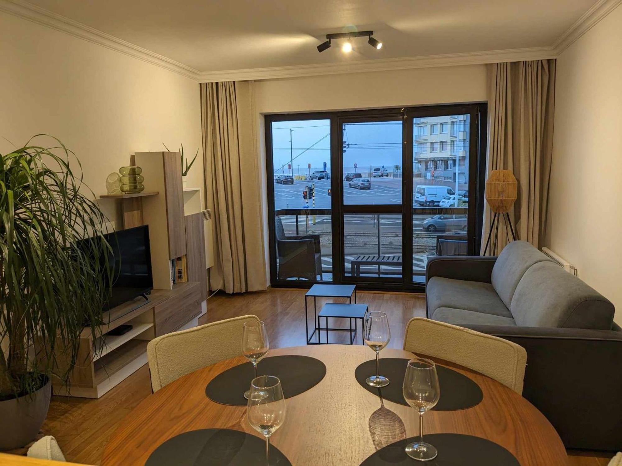 Vista Linda, Leuk Appartement Vlak Bij Zeedijk En Strand Остенде Екстер'єр фото